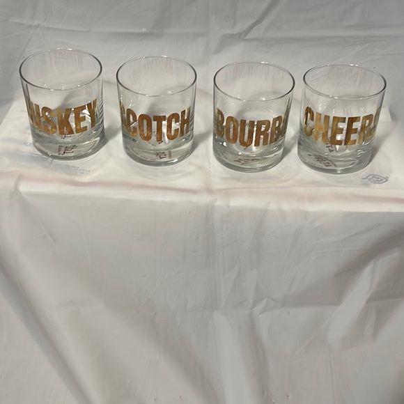 Set of 4 rocks drinking glasses 3.5” tall and 3 1/4” wide - Picture 1 of 7
